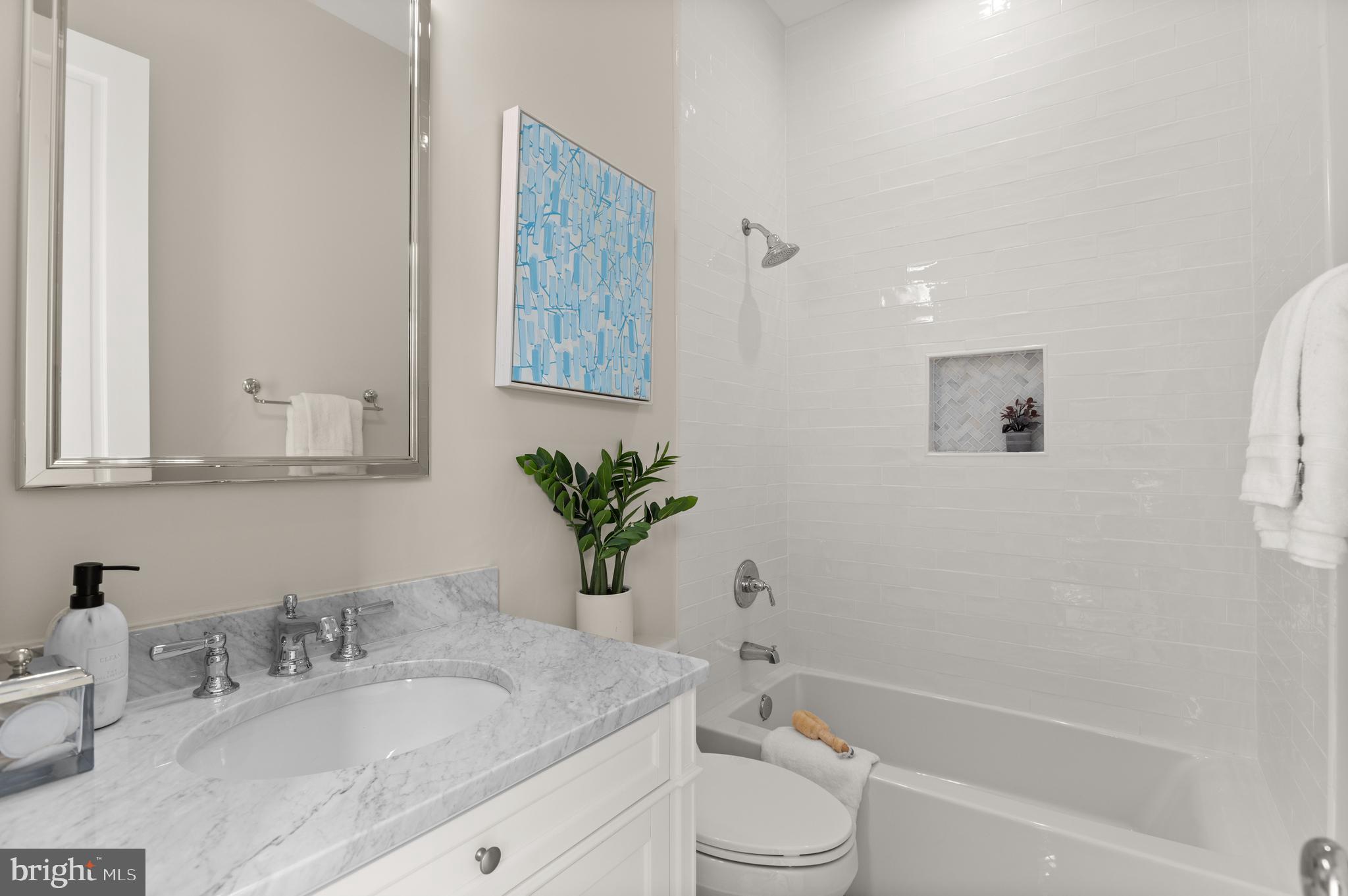 5045 Overlook Road Northwest Washington, DC 20016 - Photo 32 of 50 Ensuite bath