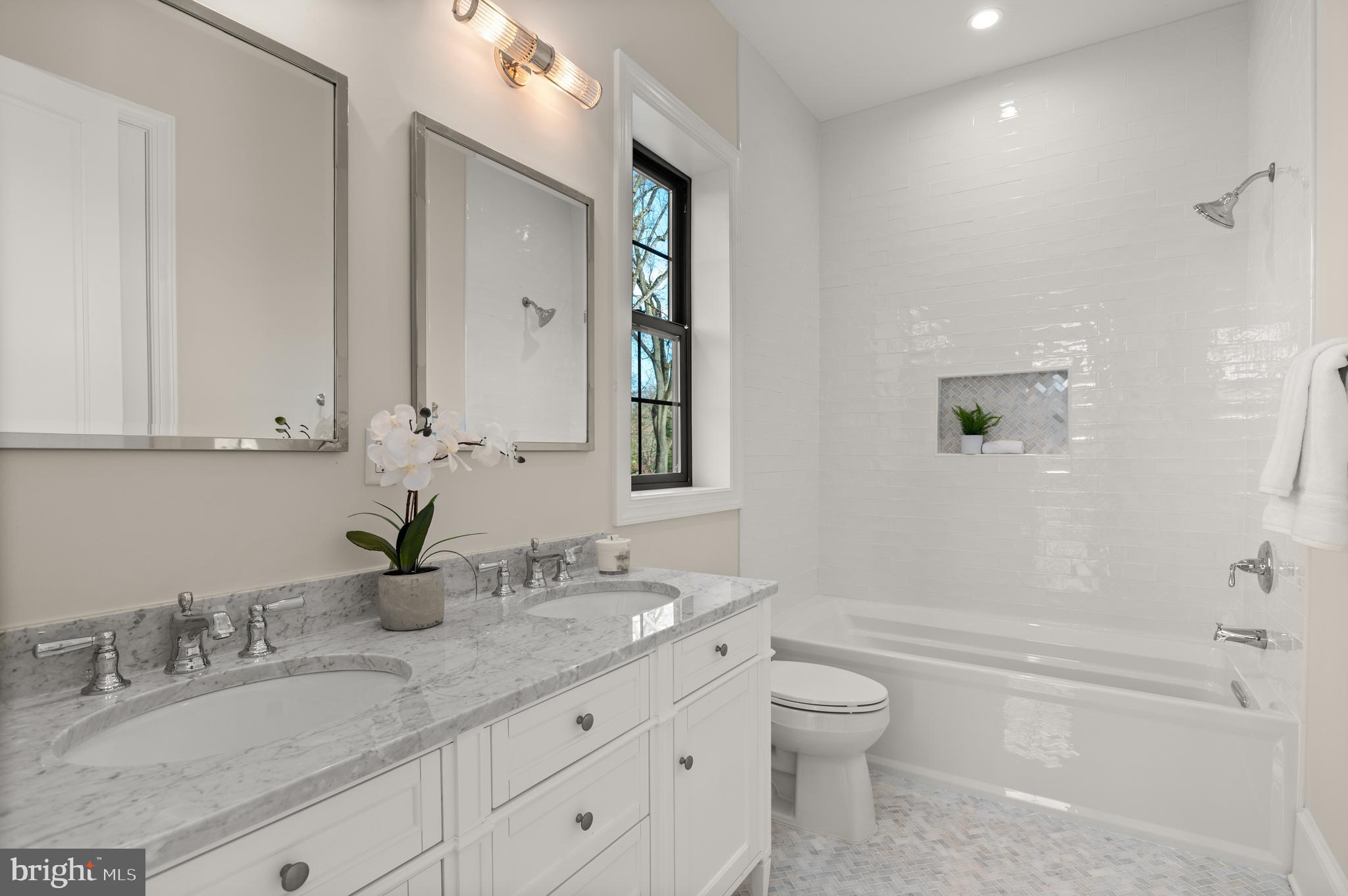 5045 Overlook Road Northwest Washington, DC 20016 - Photo 35 of 50 Hall bath servicing bedrooms 3 and 4