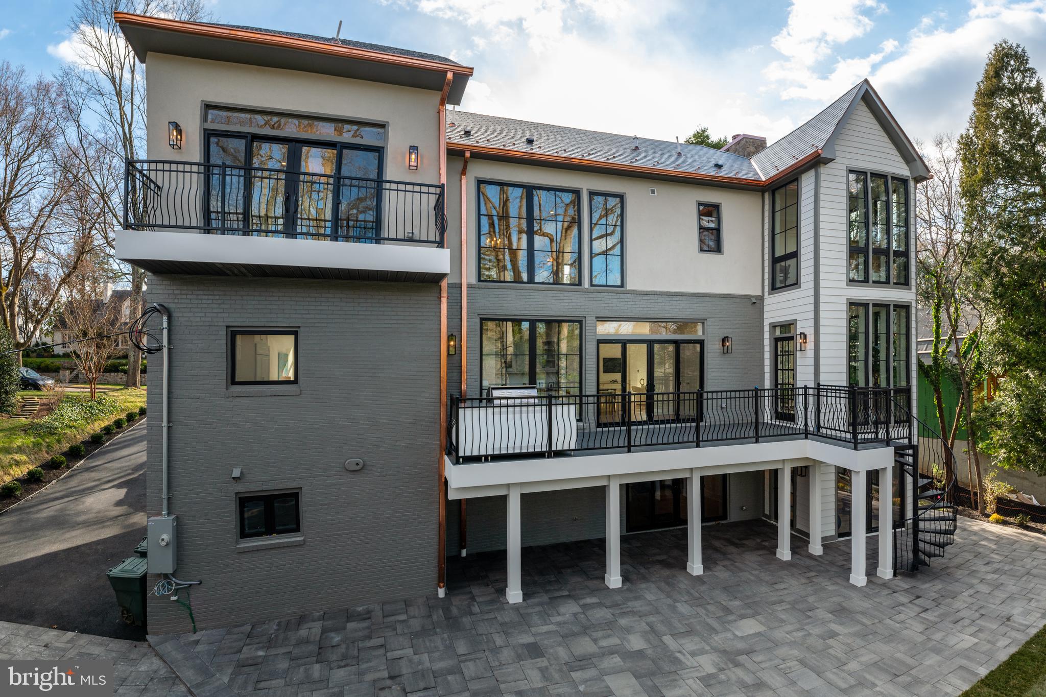 5045 Overlook Road Northwest Washington, DC 20016 - Photo 44 of 50 Rear elevation