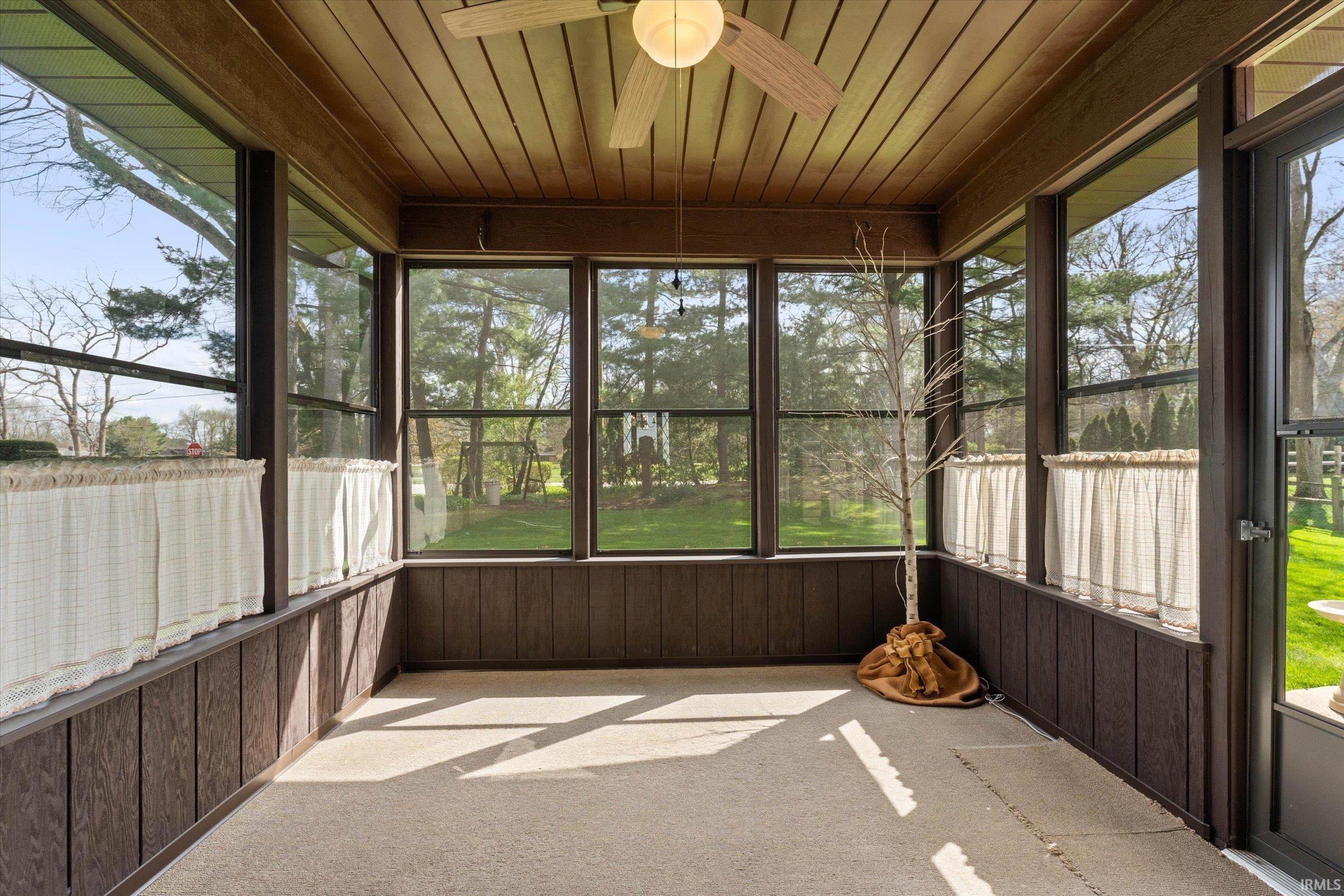 15810 Walnut Pointe Granger, IN 46530 - Photo 14 of 35