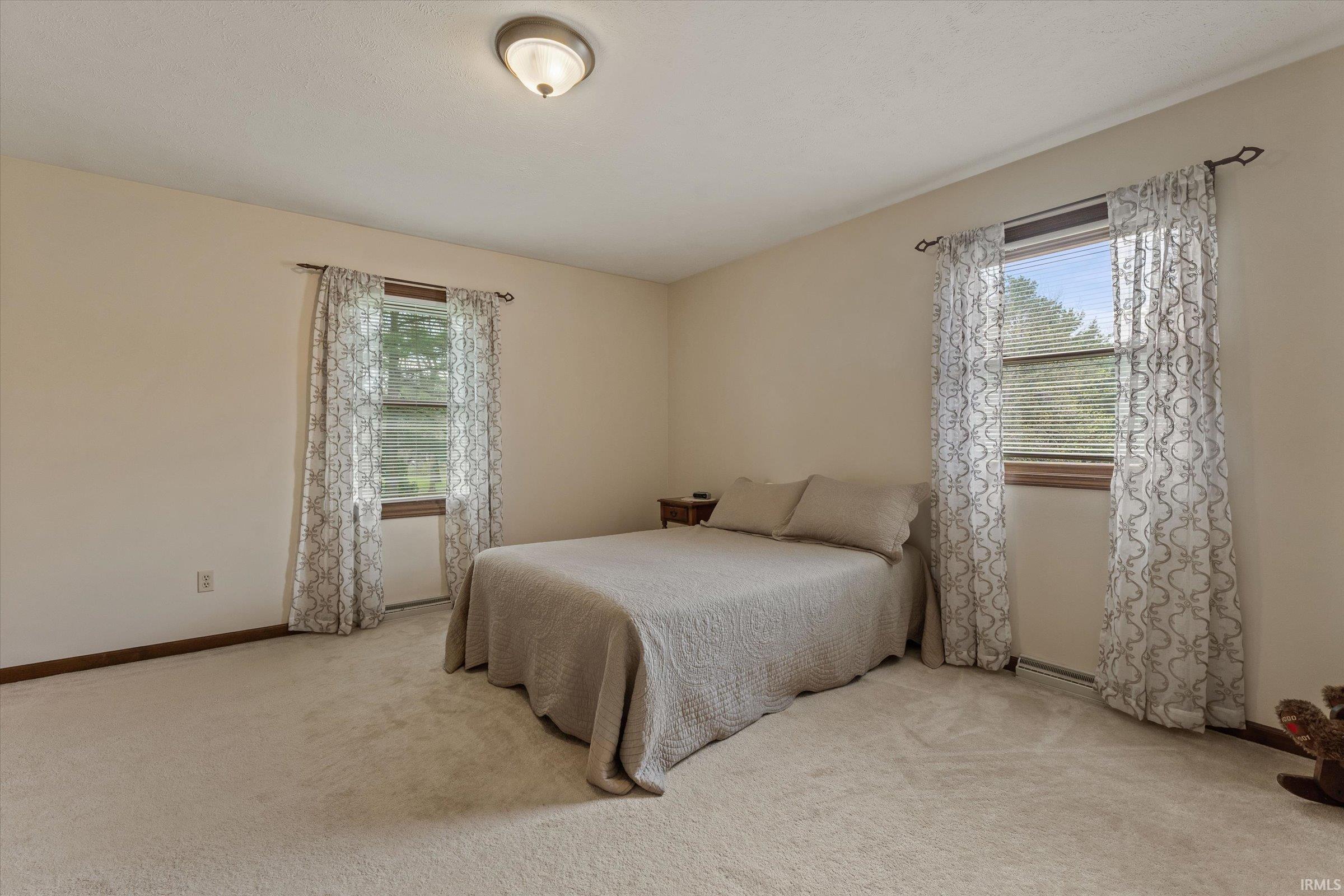 15810 Walnut Pointe Granger, IN 46530 - Photo 21 of 35