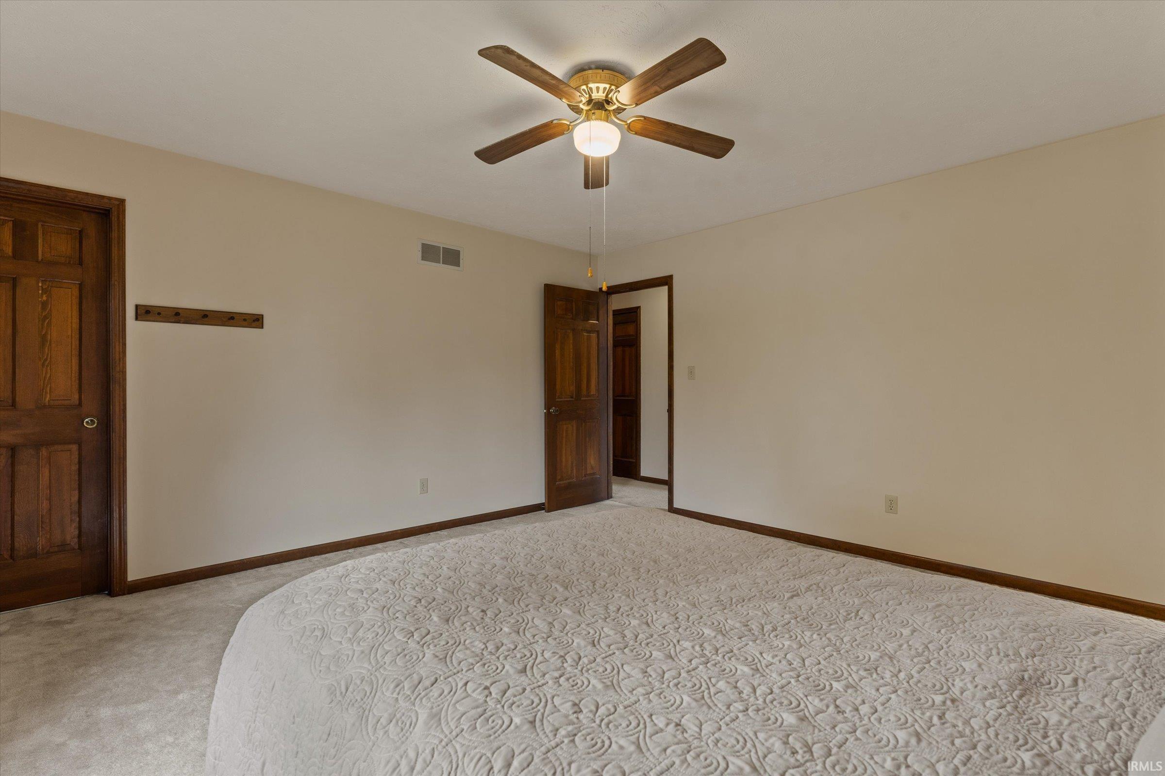 15810 Walnut Pointe Granger, IN 46530 - Photo 24 of 35