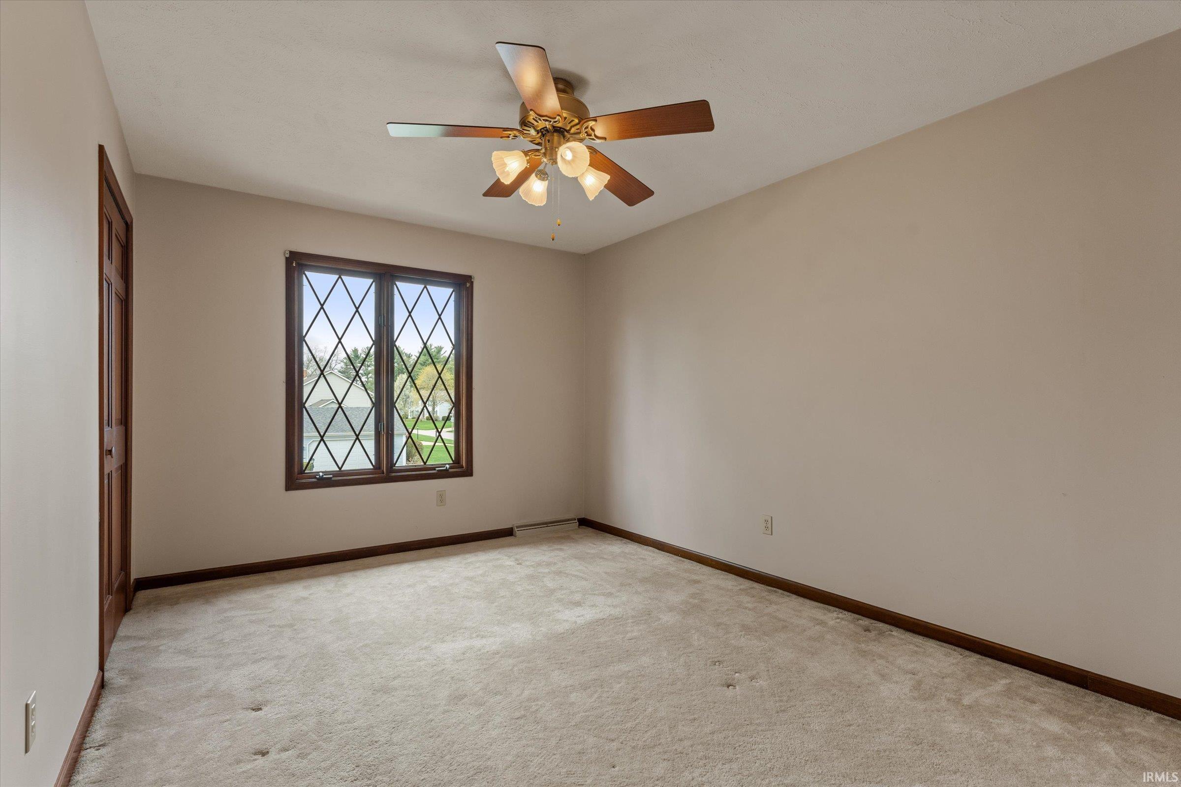 15810 Walnut Pointe Granger, IN 46530 - Photo 26 of 35