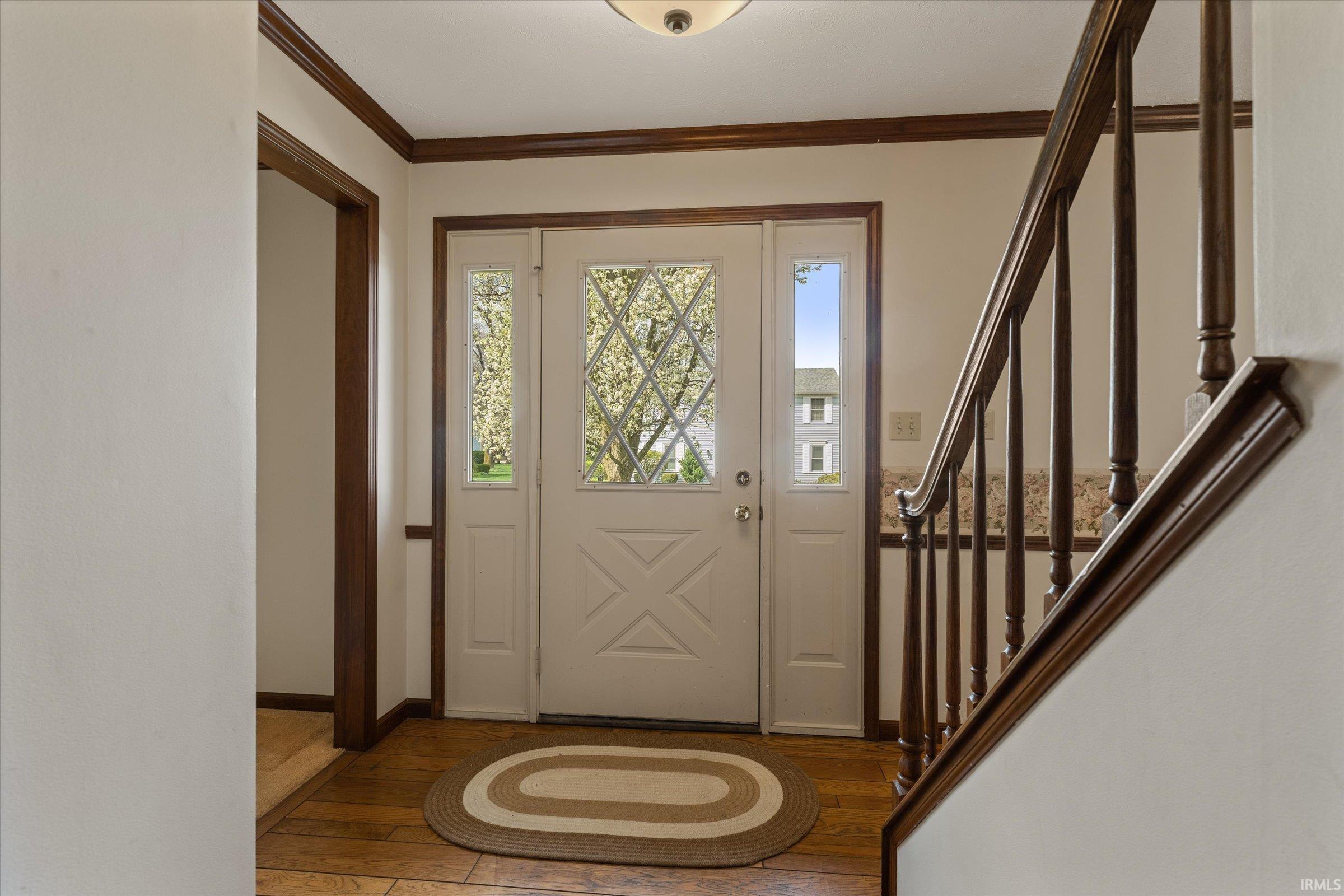 15810 Walnut Pointe Granger, IN 46530 - Photo 5 of 35