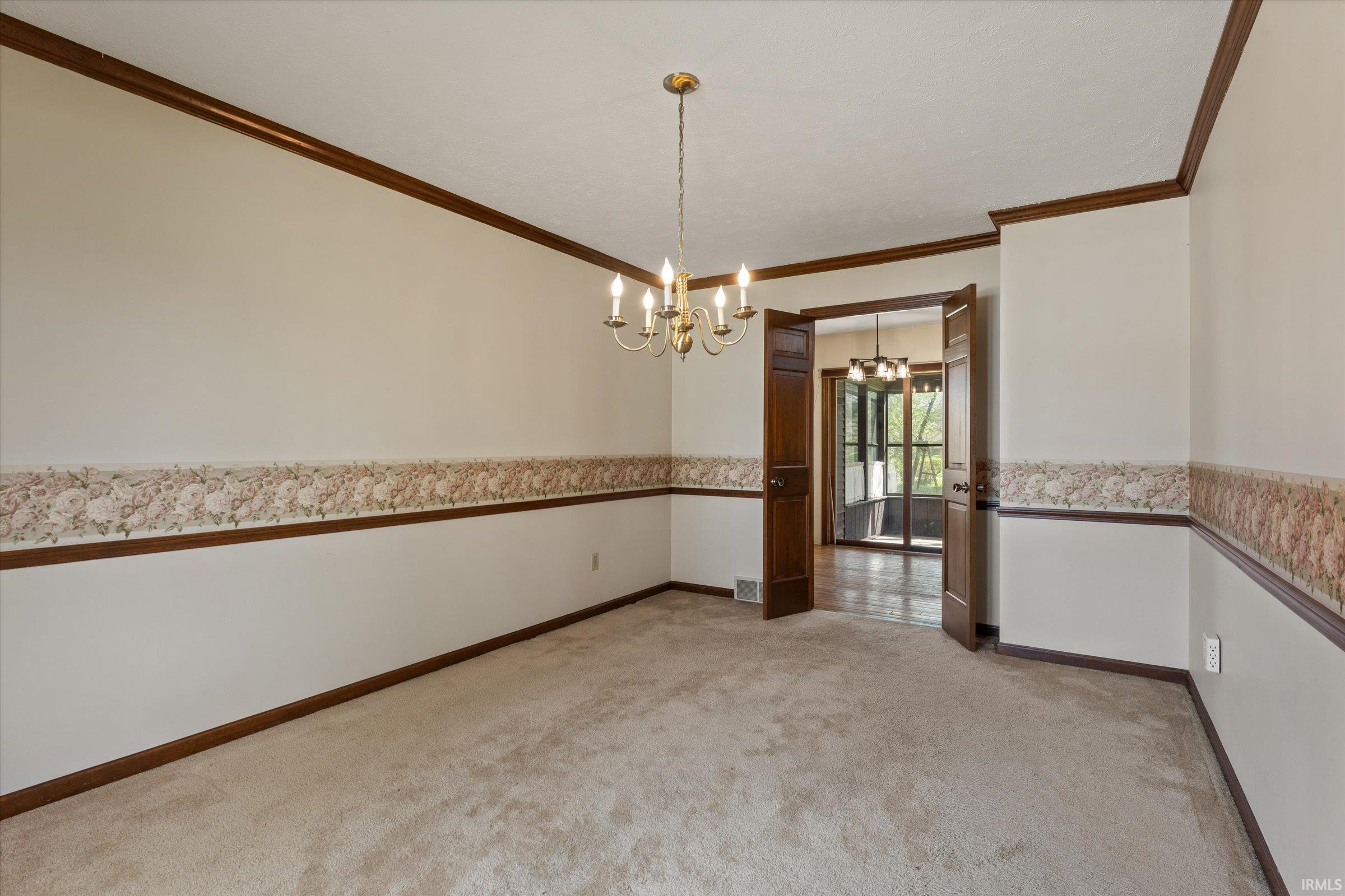 15810 Walnut Pointe Granger, IN 46530 - Photo 7 of 35