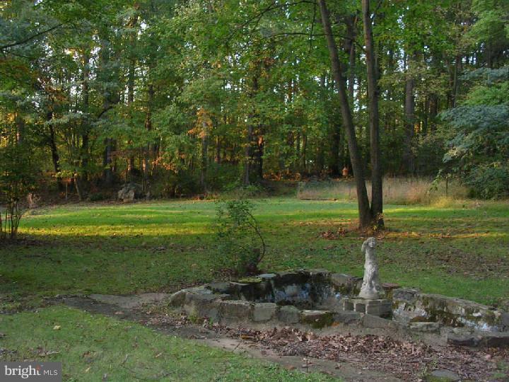 10 Fulmer Road Perkiomenville, PA 18074 - Photo 4 of 13 Exterior Side