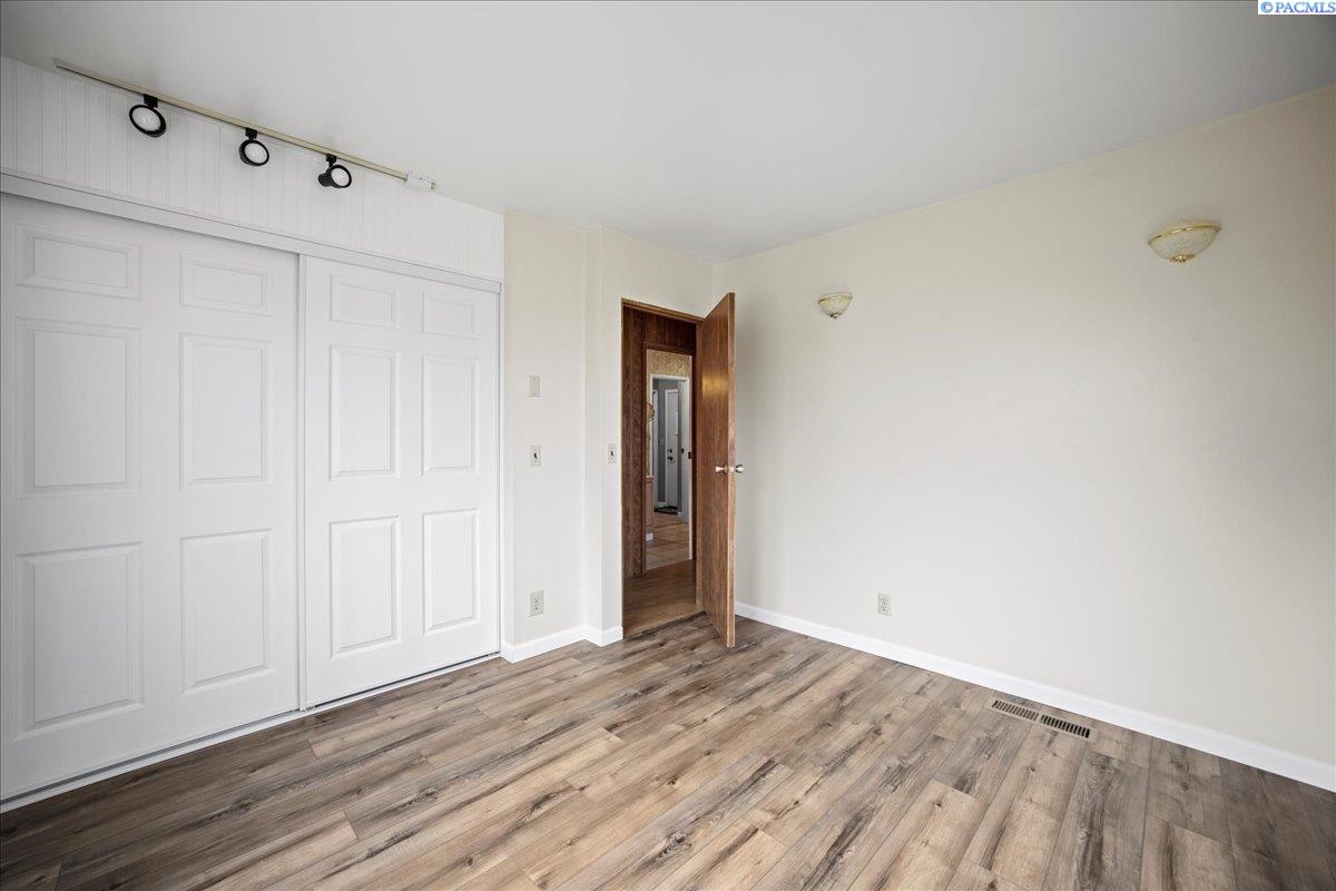 229305 East Lechelt Road Kennewick, WA 99337 - Photo 26 of 40 Gallery Image 26