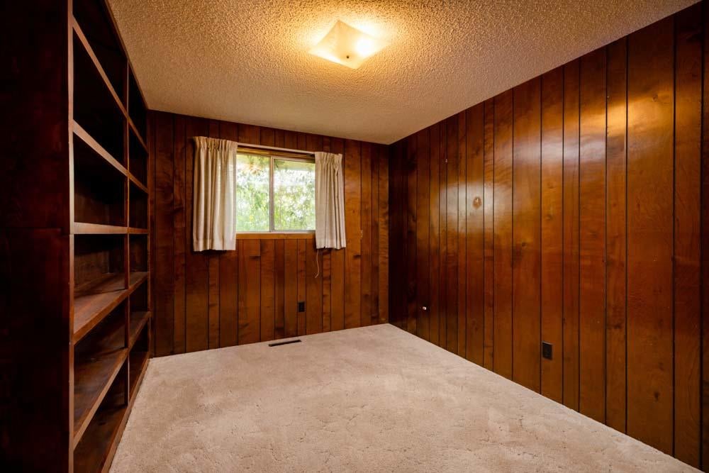 13580 Springlake Road Klamath Falls, OR 97603 - Photo 33 of 63 13580SpringLakeRd.-39