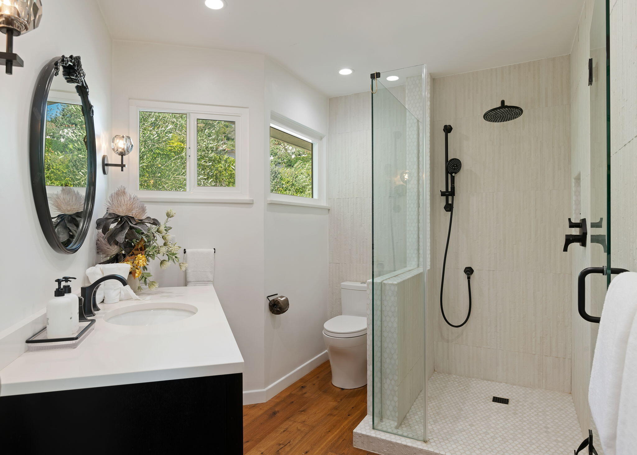 1144 Arbolado Road Santa Barbara, CA 93103 - Photo 30 of 40 28-Bathroom 2