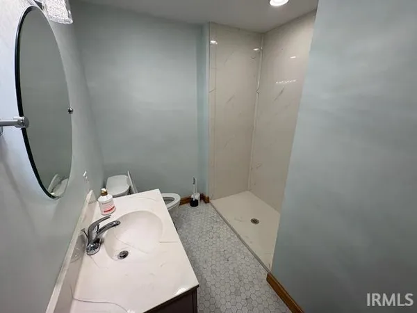 $349,000 | 203 Northeast 1st Street, Loogootee, IN 47553