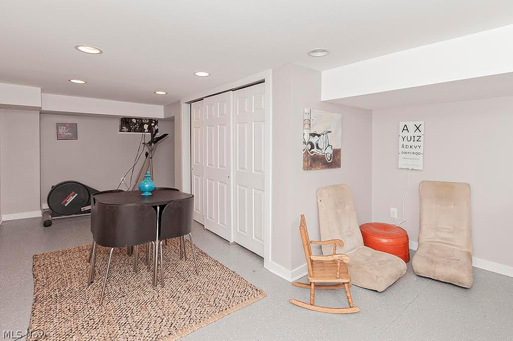 3010 Huntington Road Cleveland, OH 44120 - Photo 23 of 25