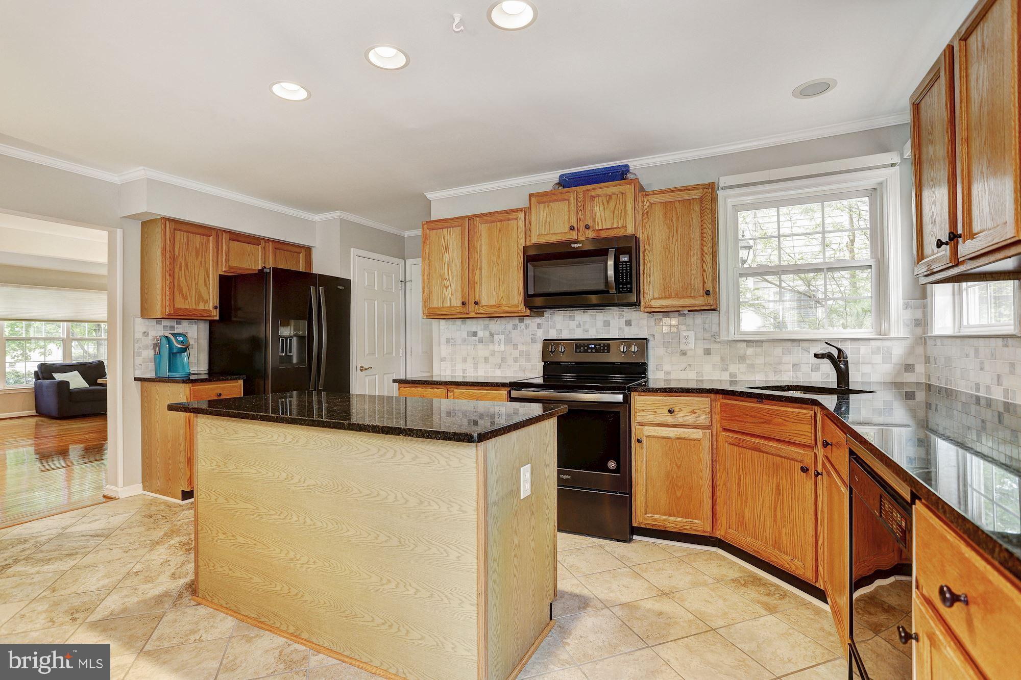 6420 Empty Song Road Columbia, MD 21044 - Photo 13 of 43 Kitchen