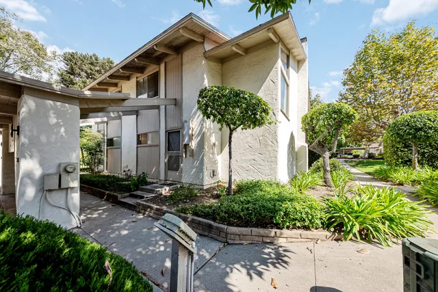 $1,050,000 | 5114 Calle Real, Unit A, Santa Barbara, CA 93111
