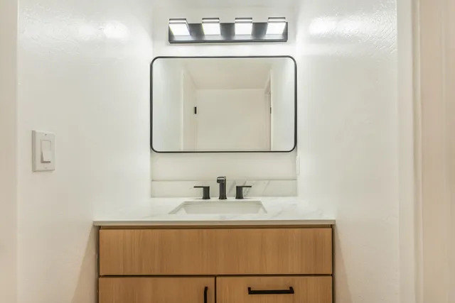 $1,050,000 | 5114 Calle Real, Unit A, Santa Barbara, CA 93111