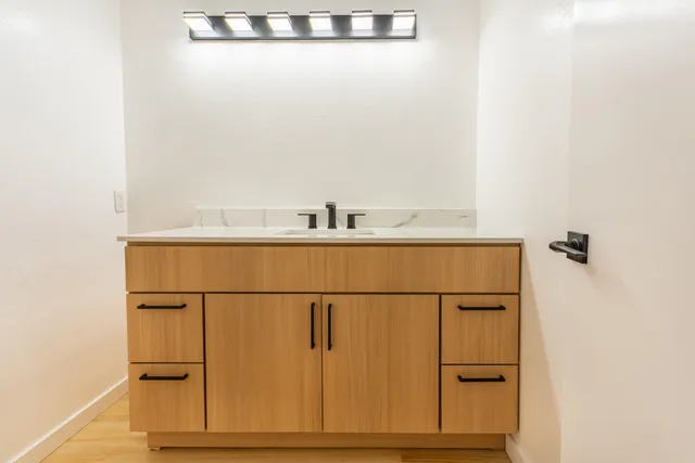 $1,050,000 | 5114 Calle Real, Unit A, Santa Barbara, CA 93111