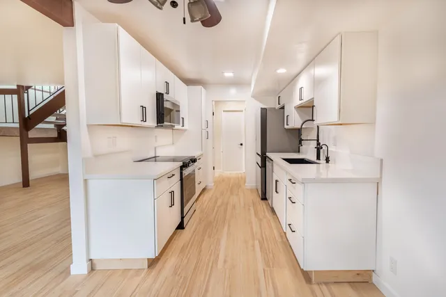 $1,050,000 | 5114 Calle Real, Unit A, Santa Barbara, CA 93111