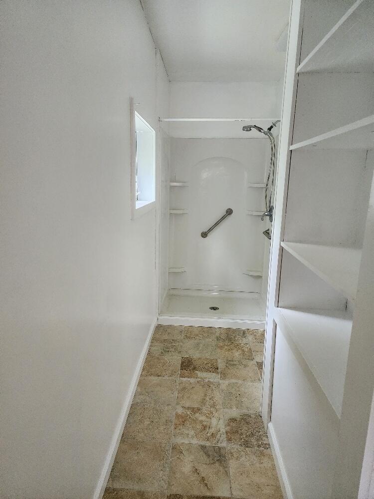 5736 Lithia Road Buchanan, VA 24066 - Photo 7 of 12 Master Bath