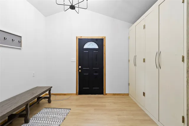 a view of a livingroom with a bench