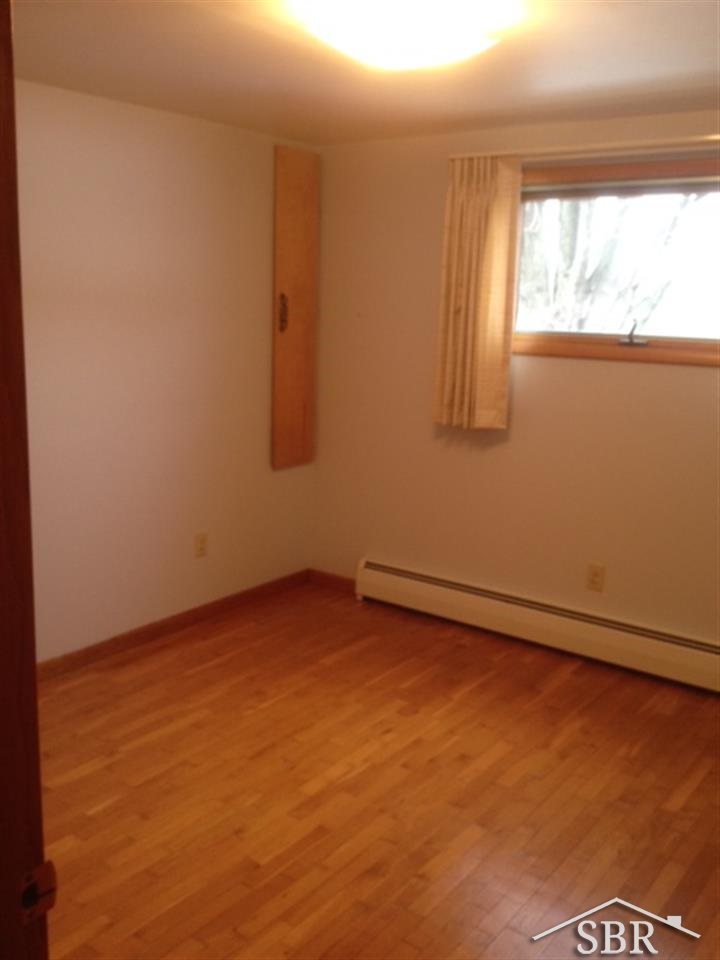 7855 Irish Road Millington, MI 48746 - Photo 7 of 18 31186051-6.JPG