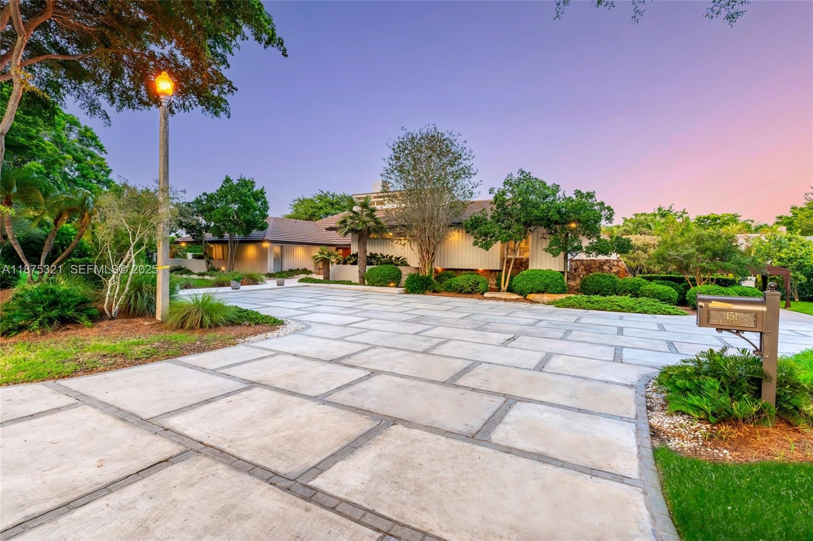 451 Ridge Road Coral Gables, FL 33143 - Photo 9 of 58