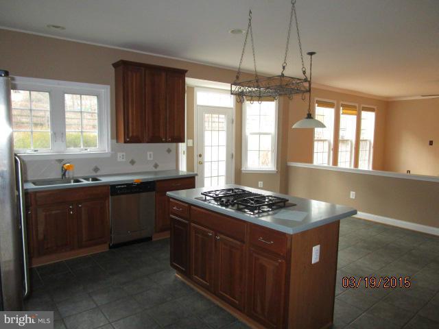 6352 South Clifton Road Frederick, MD 21703 - Photo 12 of 24 Kitchen