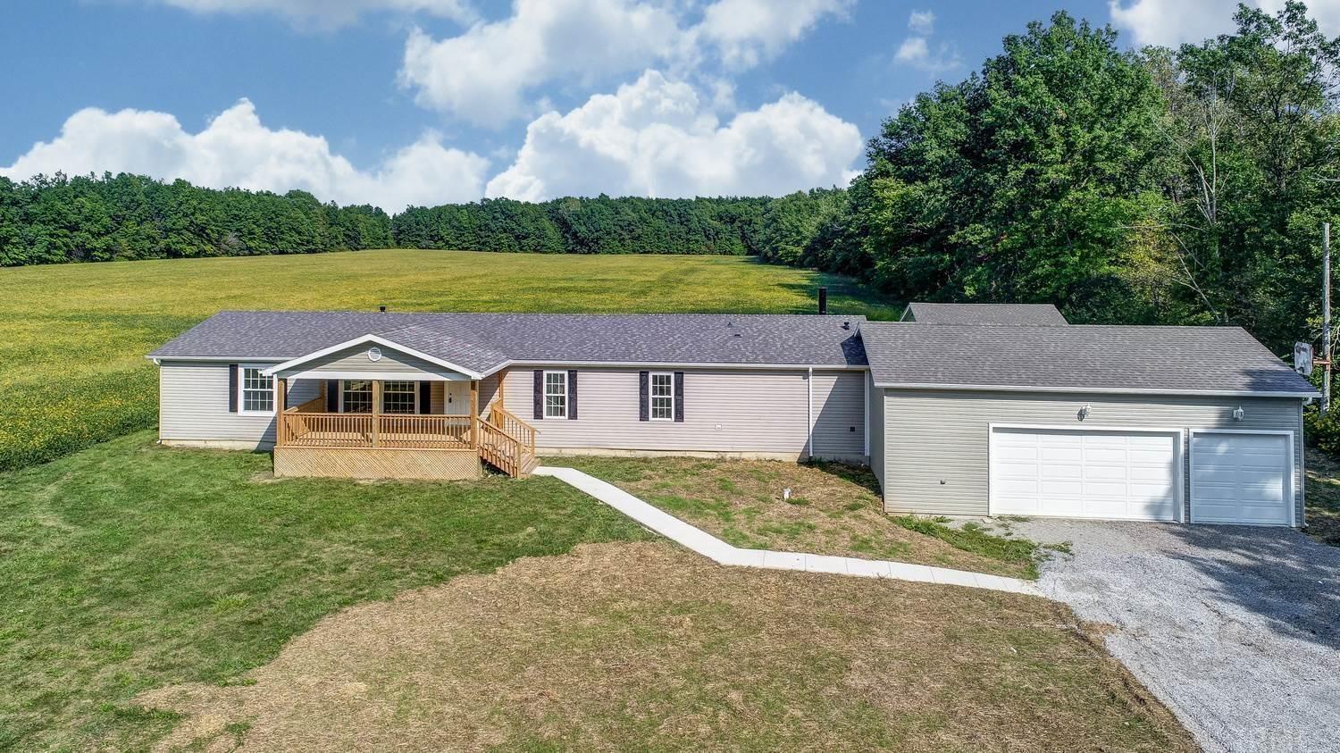 15931 Brunson Road Hoagland, IN 46745 - Photo 1 of 26