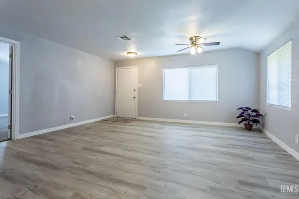 $379,900 | Undisclosed Address, Bakersfield, CA 93307