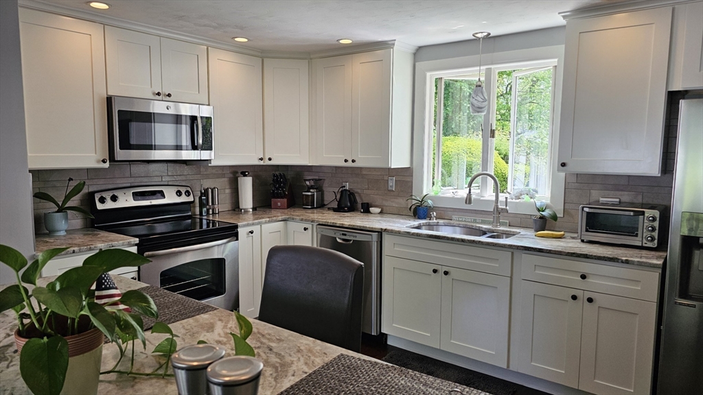 14 Deluca Road Milford, MA 01757 - Photo 3 of 36 Gallery Image 3