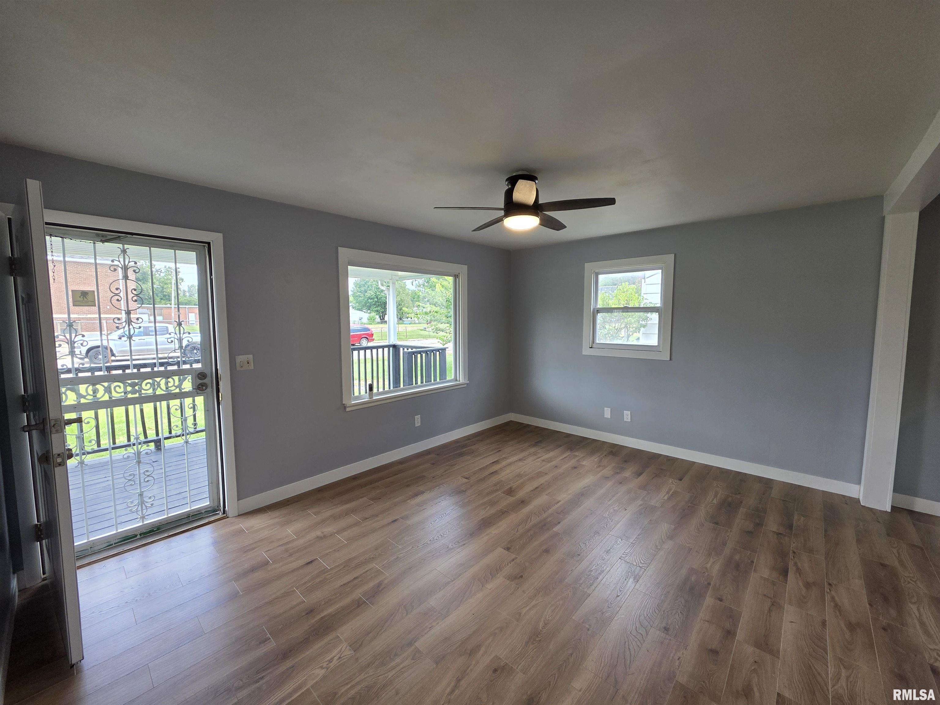 2124 Cincinnati Avenue Springfield, IL 62702 - Photo 5 of 27