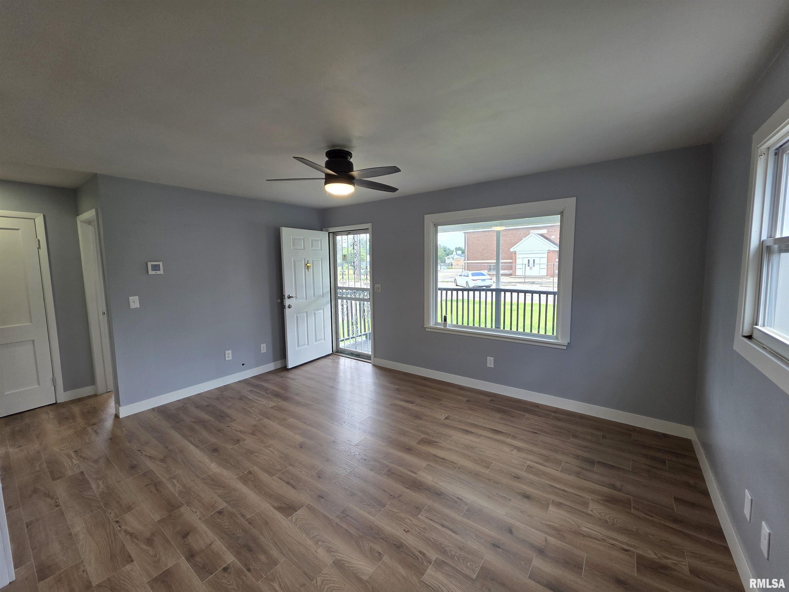 2124 Cincinnati Avenue Springfield, IL 62702 - Photo 6 of 27