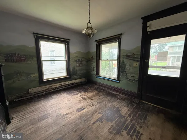 $59,900 | 77 Spring Street, Beaver Springs, PA 17812