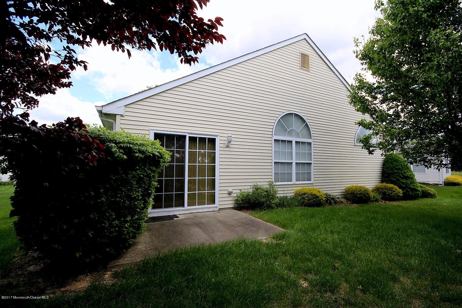 10 Clear Lake Road Whiting, NJ 08759 - Photo 3 of 33 IMG_7625