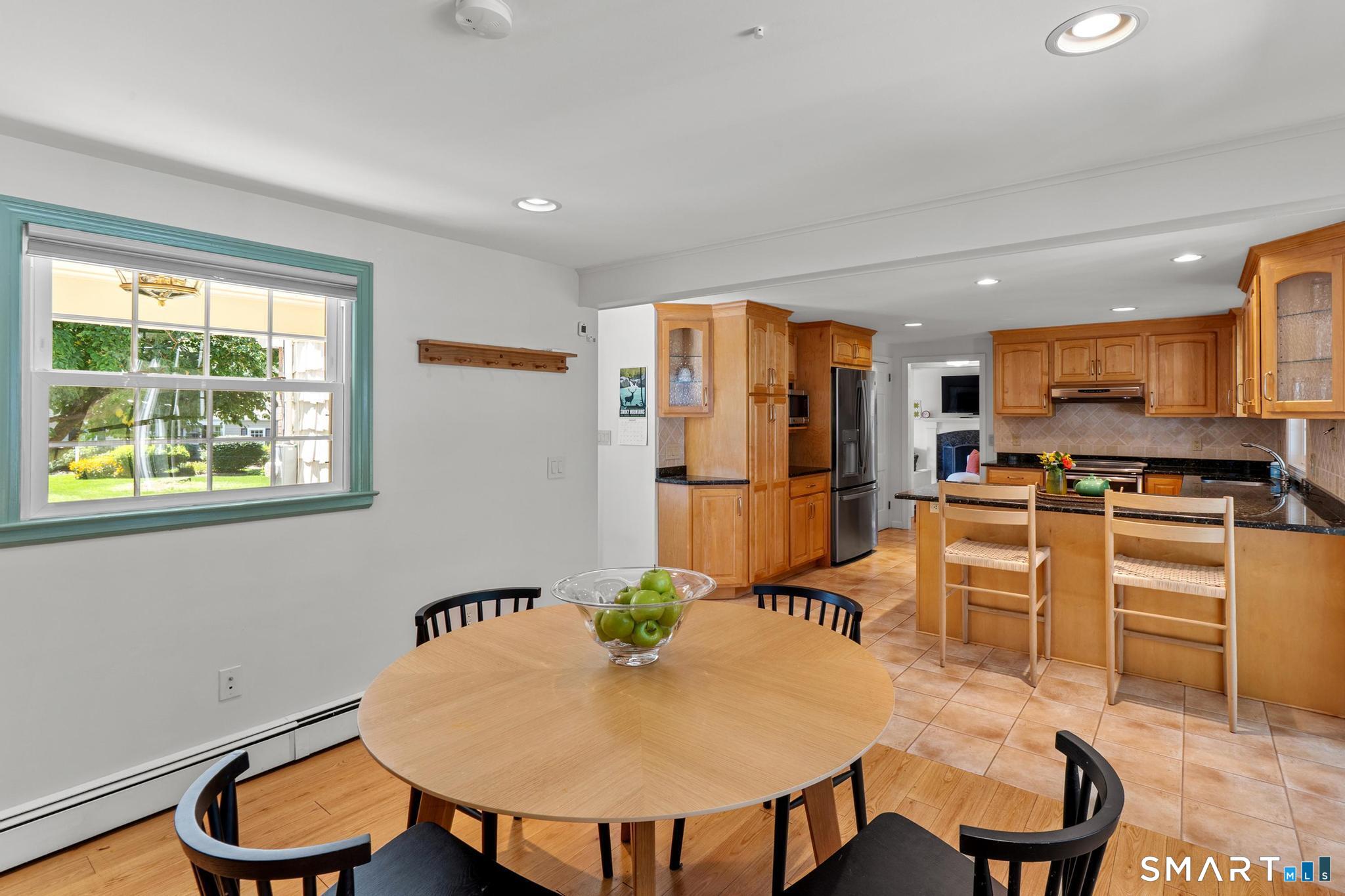 14 Richard Road Simsbury, CT 06070 - Photo 18 of 40 Gallery Image 18