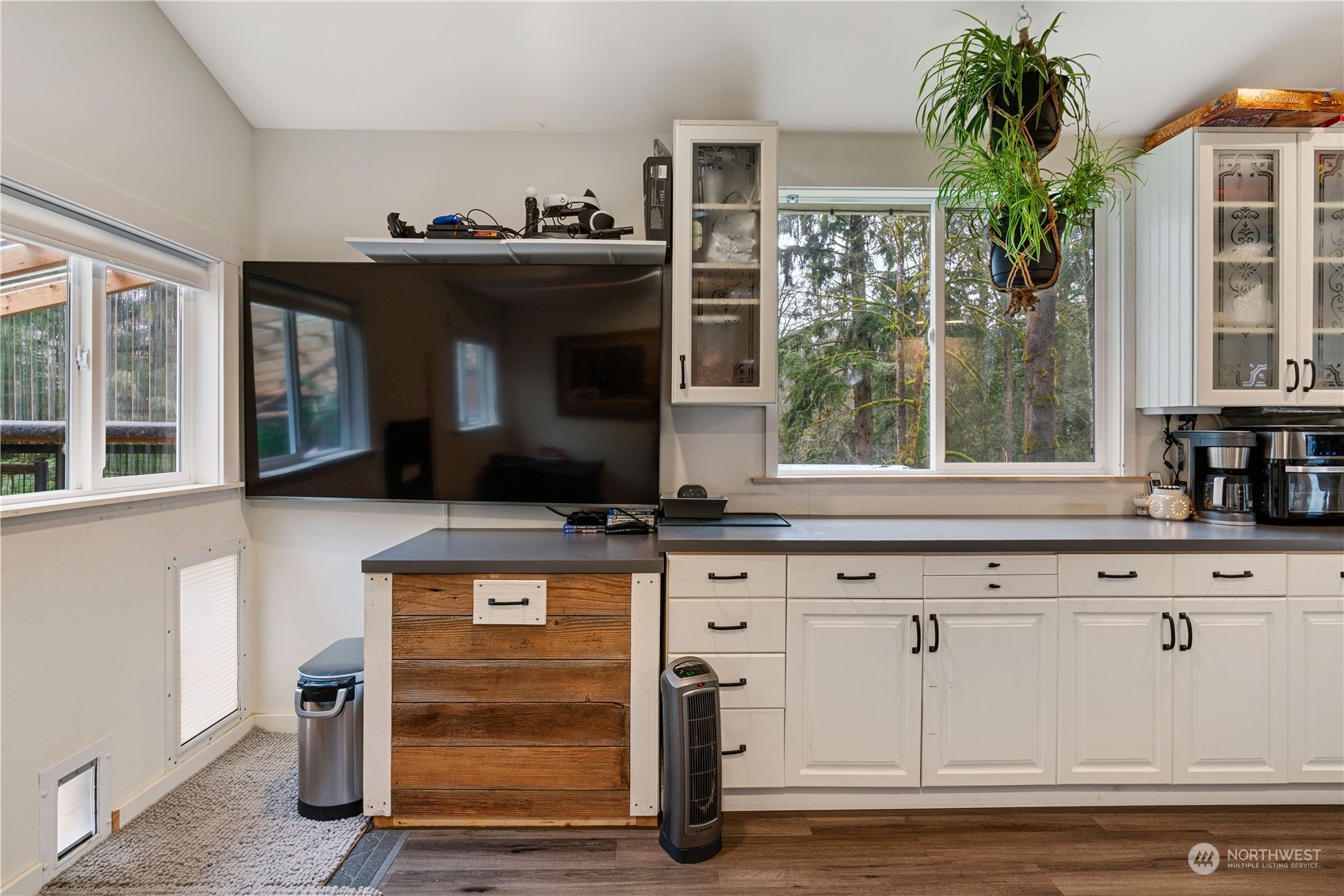 13620 Kelly Road Northeast Carnation, WA 98014 - Photo 13 of 34 Gallery Image 13