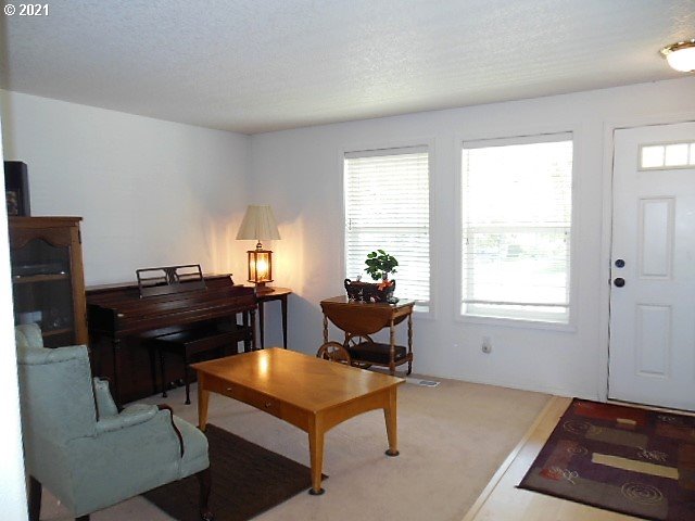 2042 North 9th Way Ridgefield, WA 98642 - Photo 3 of 18