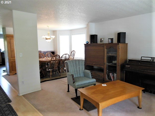 2042 North 9th Way Ridgefield, WA 98642 - Photo 4 of 18