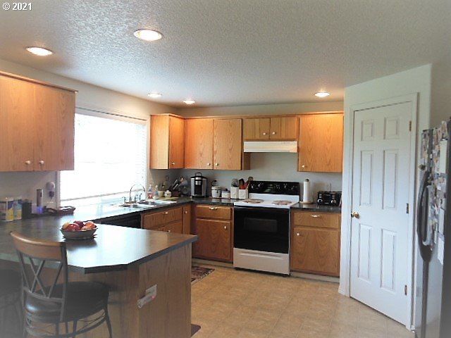 2042 North 9th Way Ridgefield, WA 98642 - Photo 5 of 18