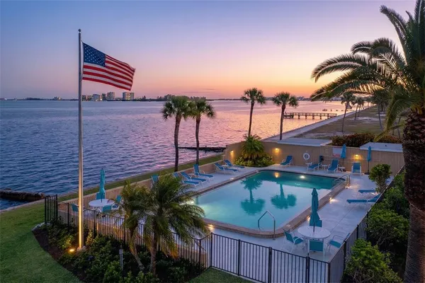 $2,700,000 | 4712 Ocean Boulevard, Unit W10, Sarasota, FL 34242