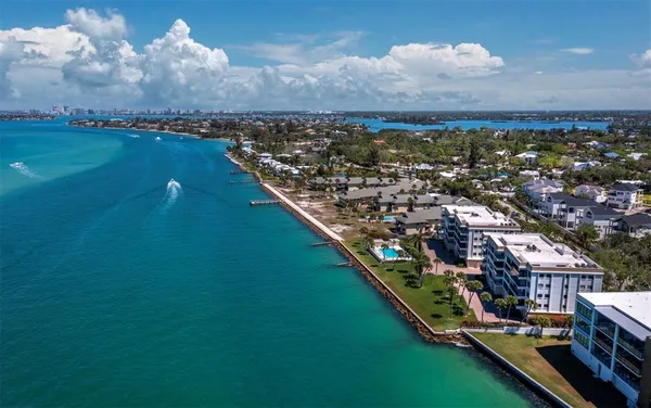 $2,700,000 | 4712 Ocean Boulevard, Unit W10, Sarasota, FL 34242