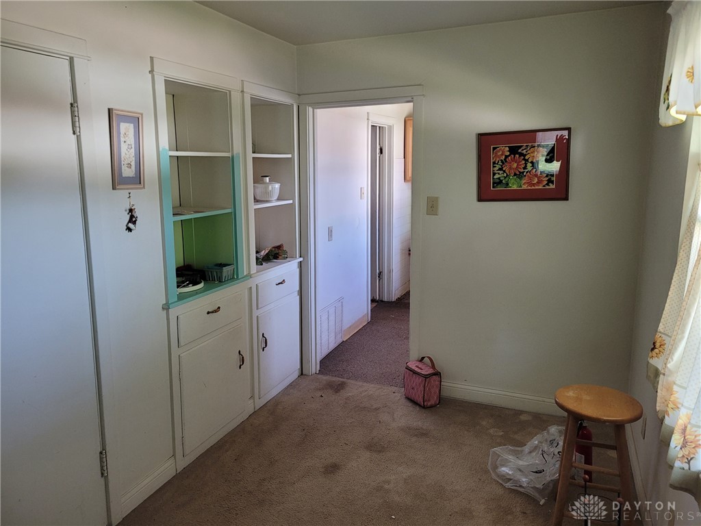 2402 John Glenn Road Dayton, OH 45420 - Photo 6 of 11