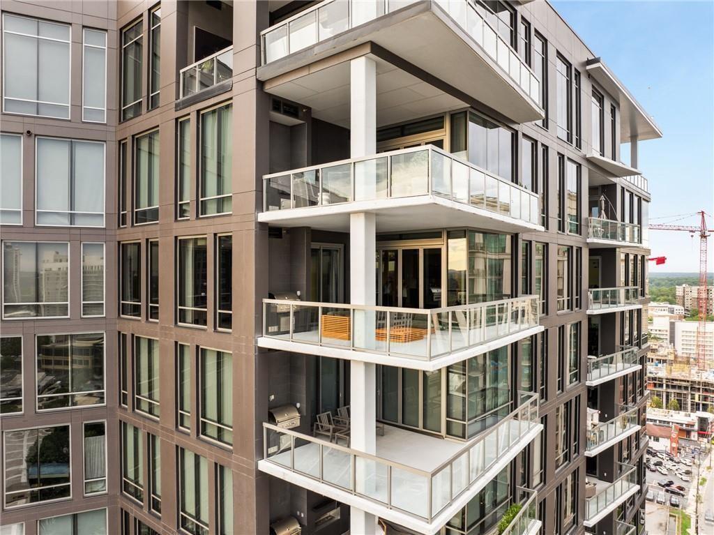 3107 Peachtree Road Northeast, Unit 1803 Atlanta, GA 30305 - Photo 39 of 45 a view of a large white building