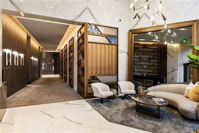 $2,199,000 | 3107 Peachtree Road Northeast, Unit 1803, Atlanta, GA 30305