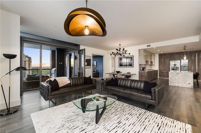 $2,199,000 | 3107 Peachtree Road Northeast, Unit 1803, Atlanta, GA 30305