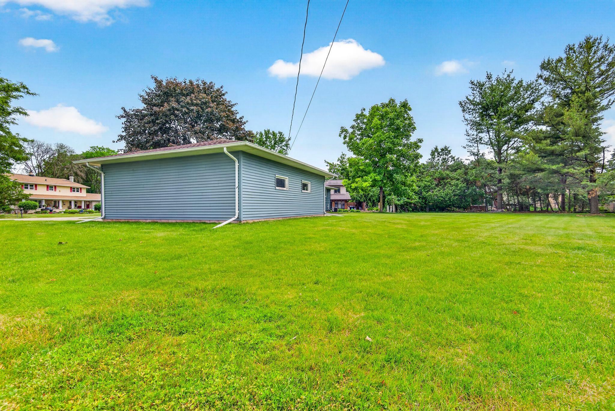 1280 Frances Way Menasha, WI 54952 - Photo 31 of 36