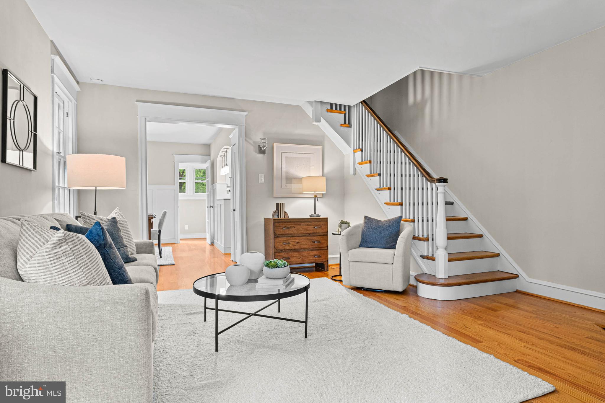 132 Kenilworth Road Merion Station, PA 19066 - Photo 4 of 27 Living Room