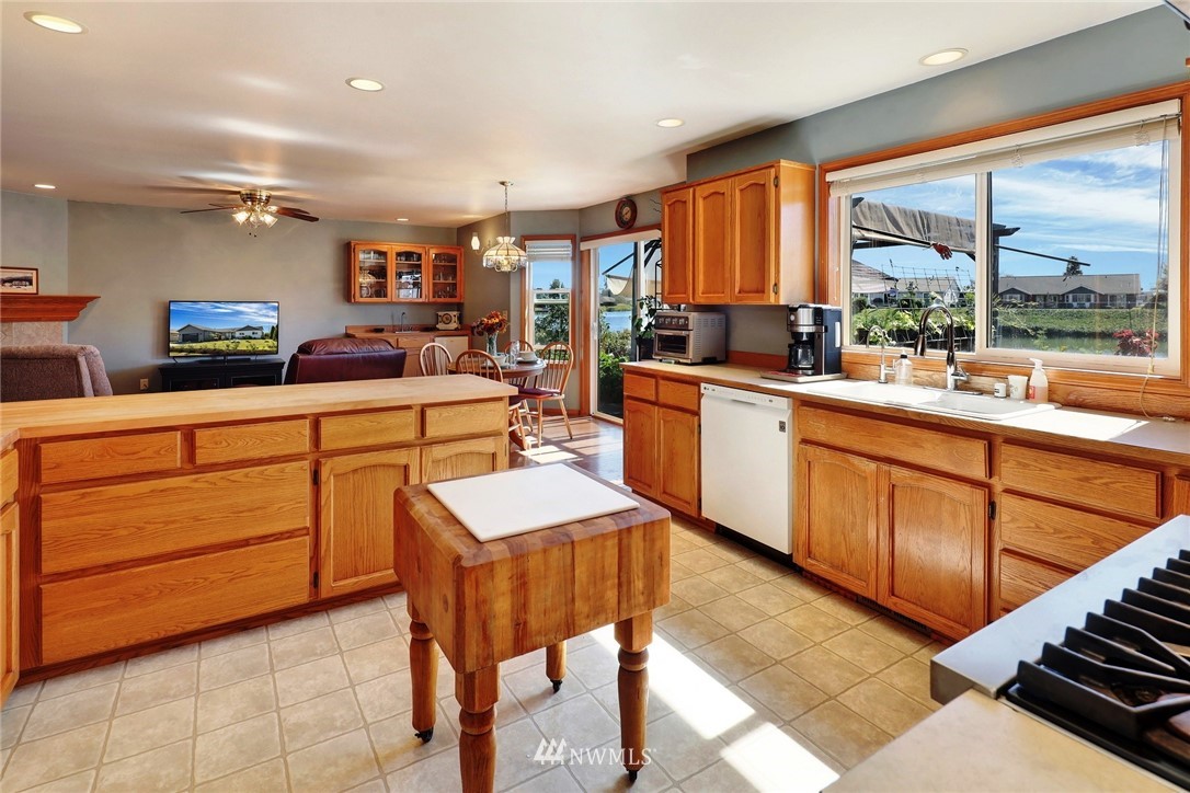 8231 Sehome Road Birch Bay, WA 98230 - Photo 17 of 38 Gallery Image 17