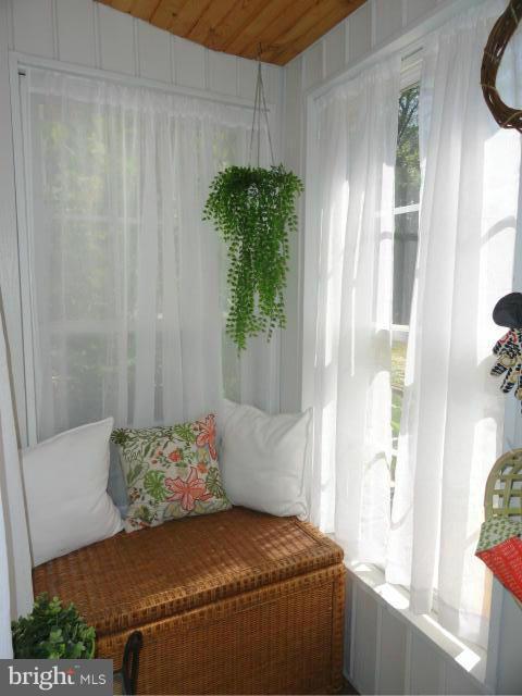 403 Paradise Road Riva, MD 21140 - Photo 12 of 22 a living room with a bed and a window
