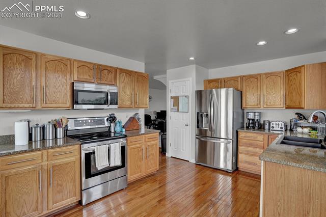 8755 Del Rio Road Peyton, CO 80831 - Photo 5 of 26