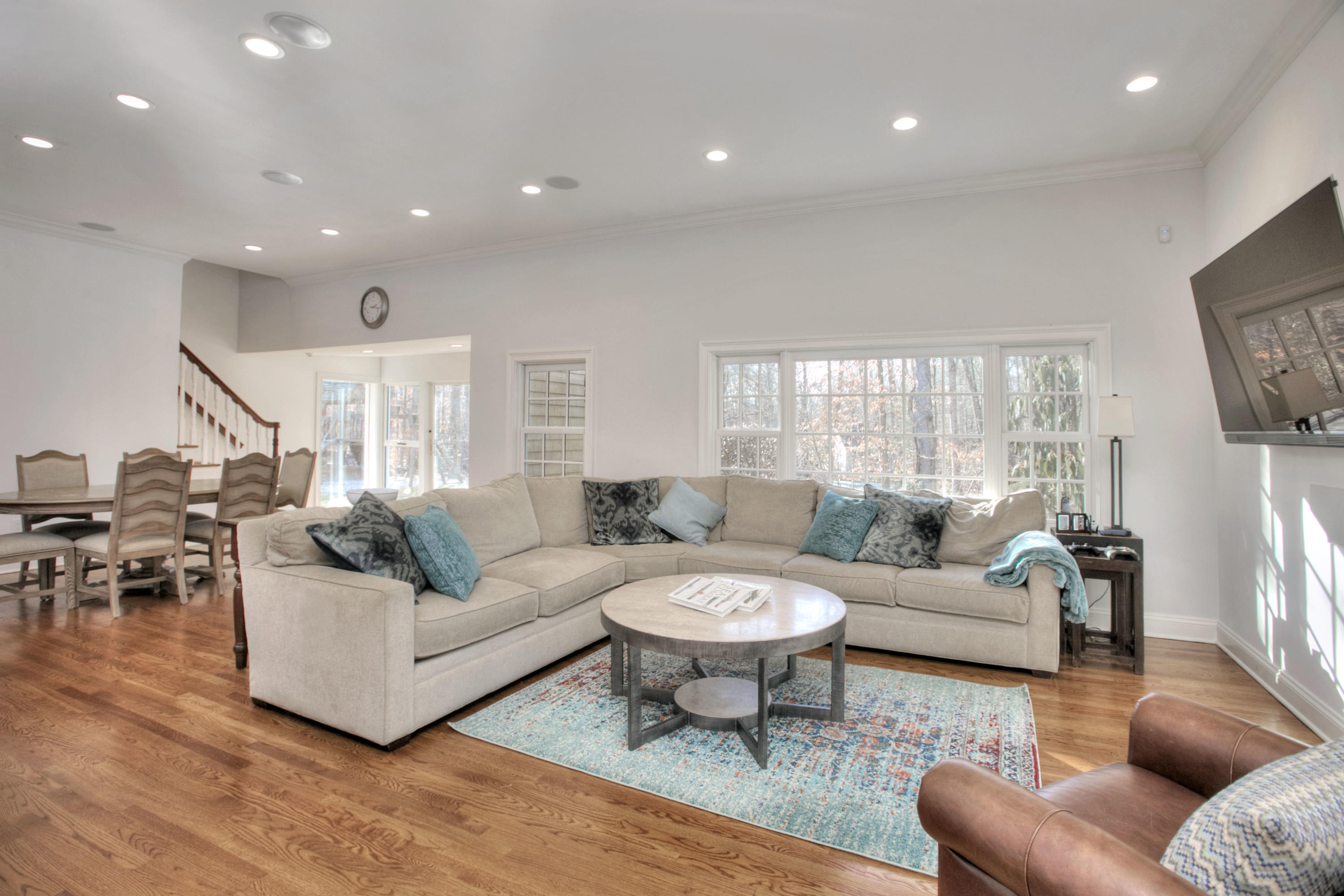 74 Journeys End Road New Canaan, CT 06840 - Photo 7 of 26 Family