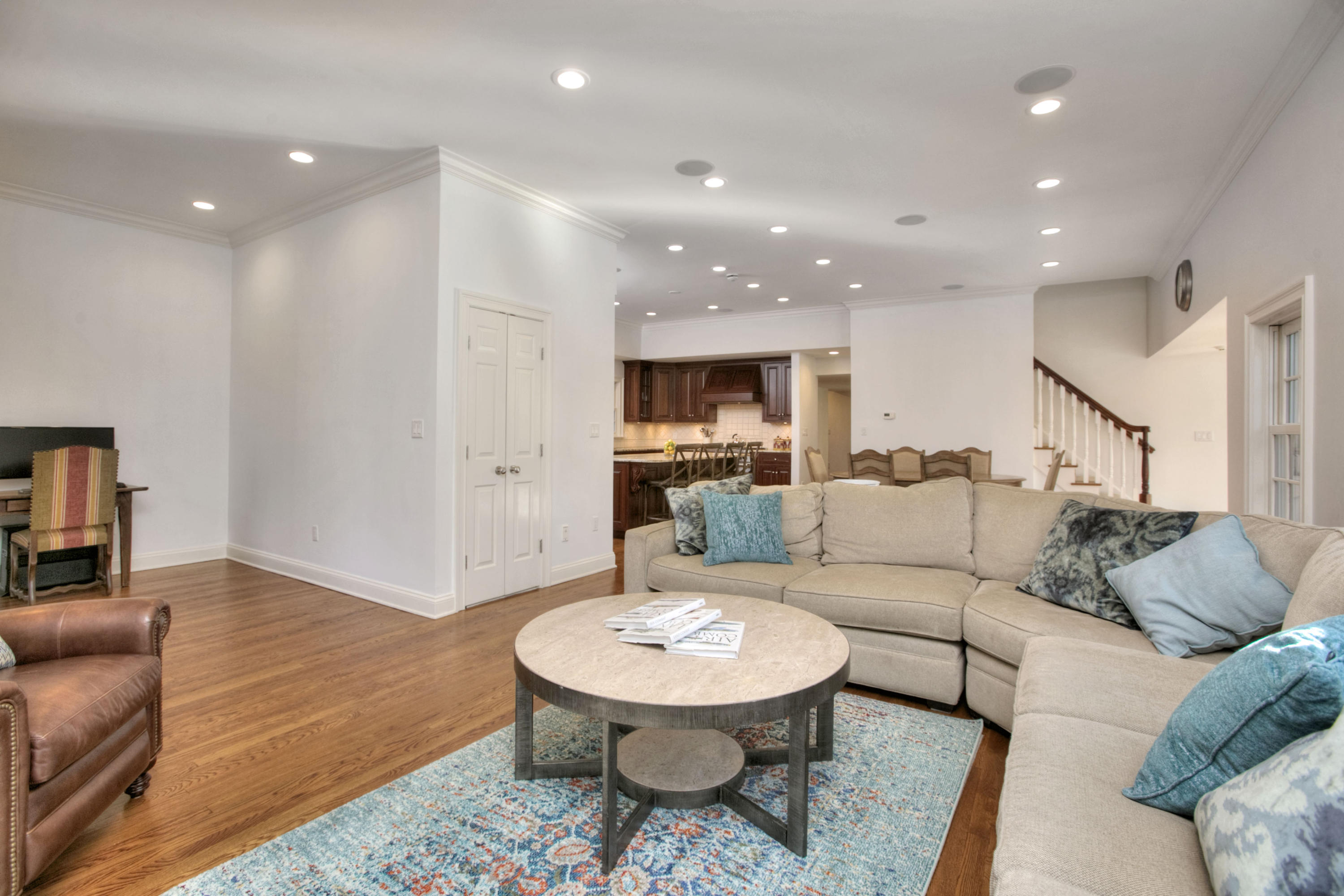 74 Journeys End Road New Canaan, CT 06840 - Photo 8 of 26 Family